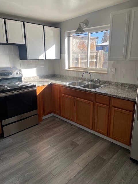 3138 W Dakota Ave